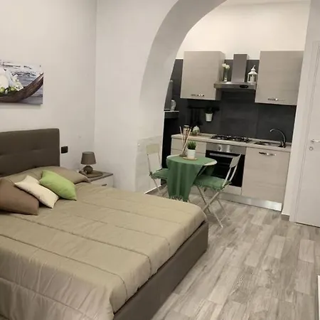 Appartement Da Ninetta Resterete Senza Parole, Garantito! Napels