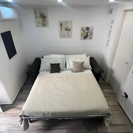 Appartement Da Ninetta Resterete Senza Parole, Garantito! Naples