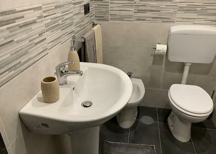 Da Ninetta Resterete Senza Parole, Garantito! * נאפולי